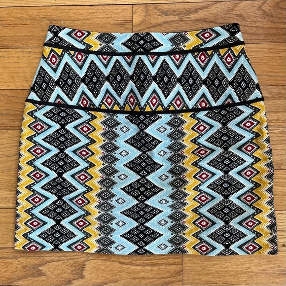 LOFT Aztec Geometric Multicolor Print Mini Skirt - Picture 2 of 5